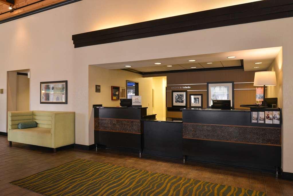טולדו Comfort Inn & Suites מראה חיצוני תמונה