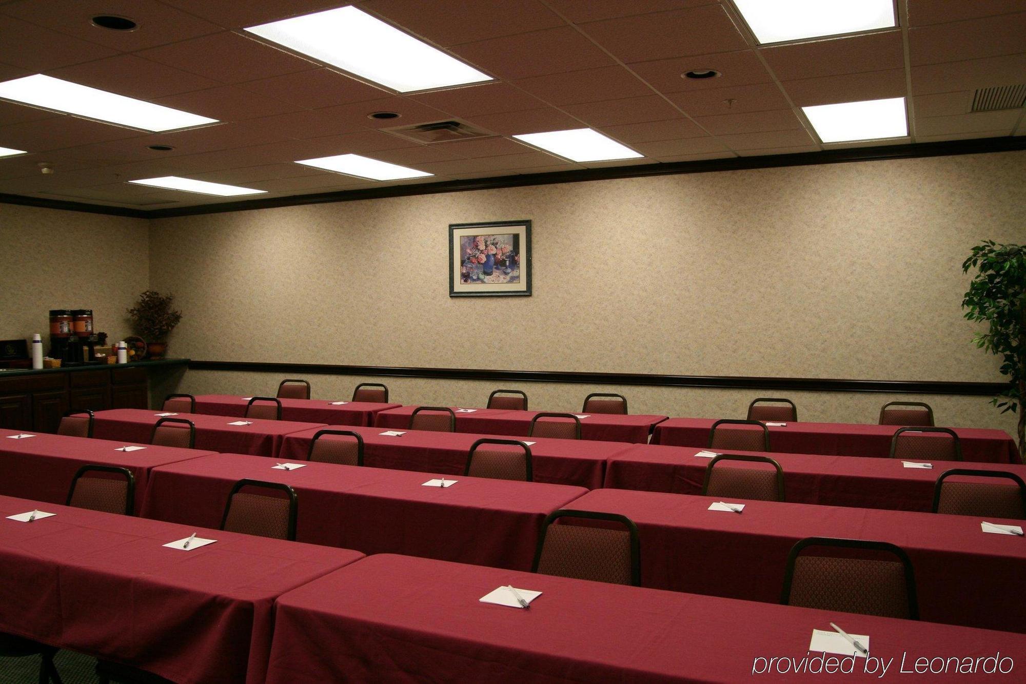טולדו Comfort Inn & Suites מתקנים תמונה