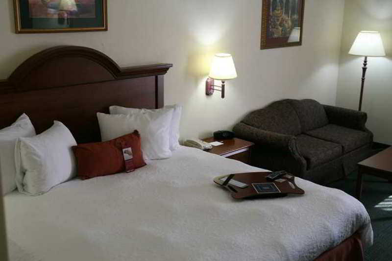 טולדו Comfort Inn & Suites מראה חיצוני תמונה