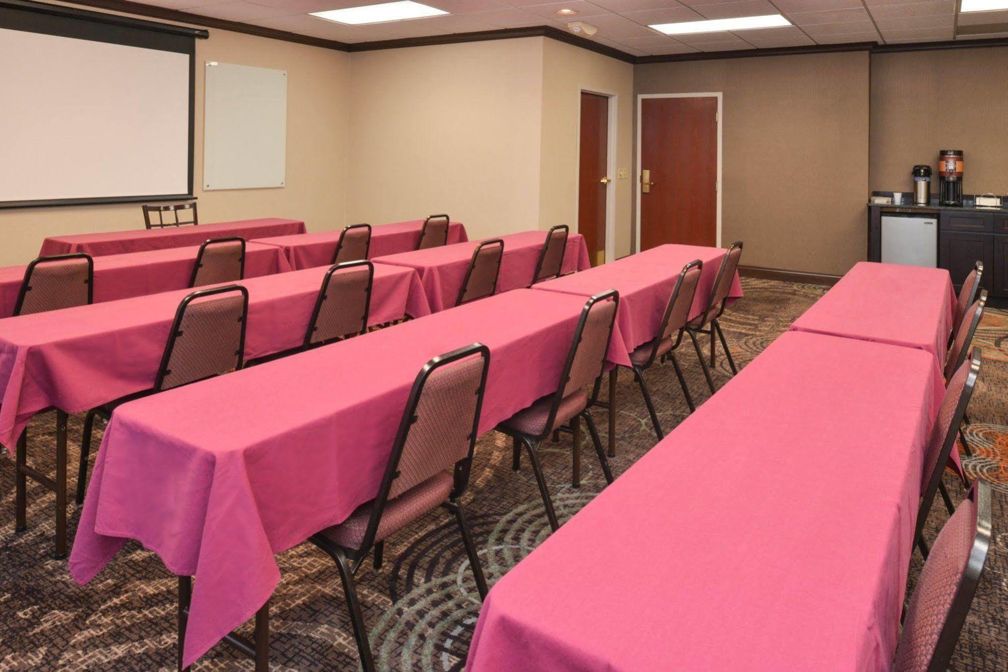 טולדו Comfort Inn & Suites מראה חיצוני תמונה